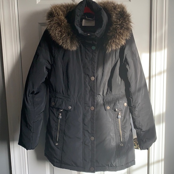 Laundry By Shelli Segal Jackets & Blazers - Laundry by shelli segal down fur trim hooded jacket - Small